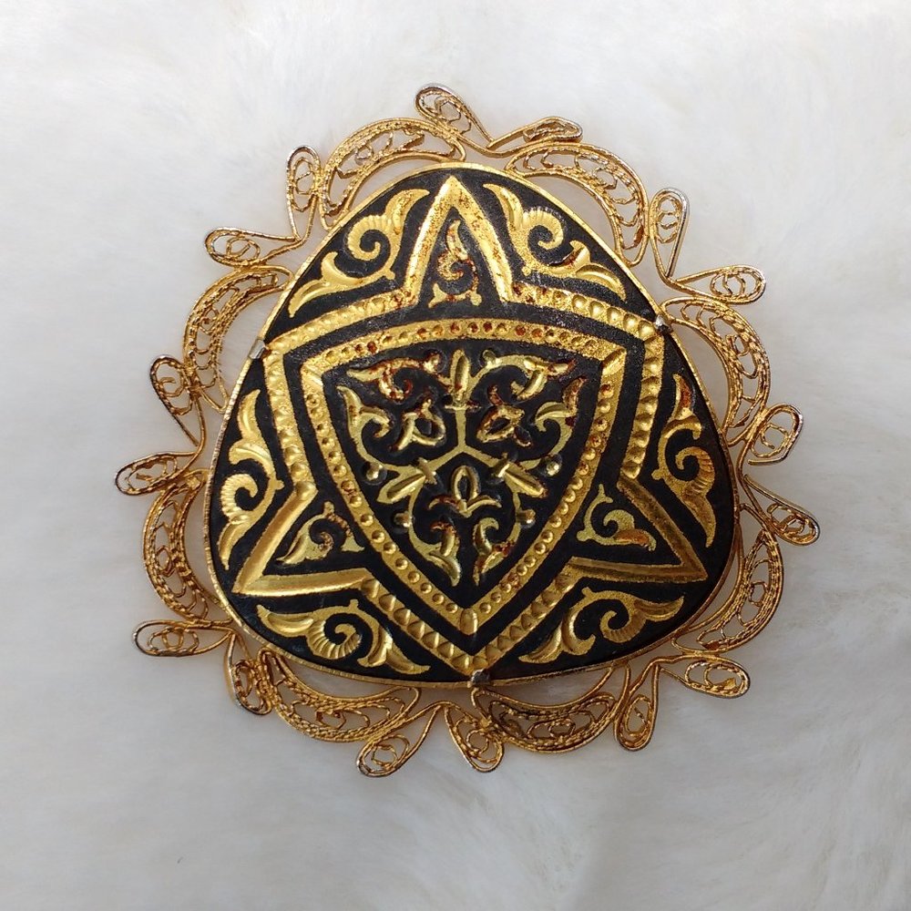 Damascene Triangle Star Medallion Filigree Brooch